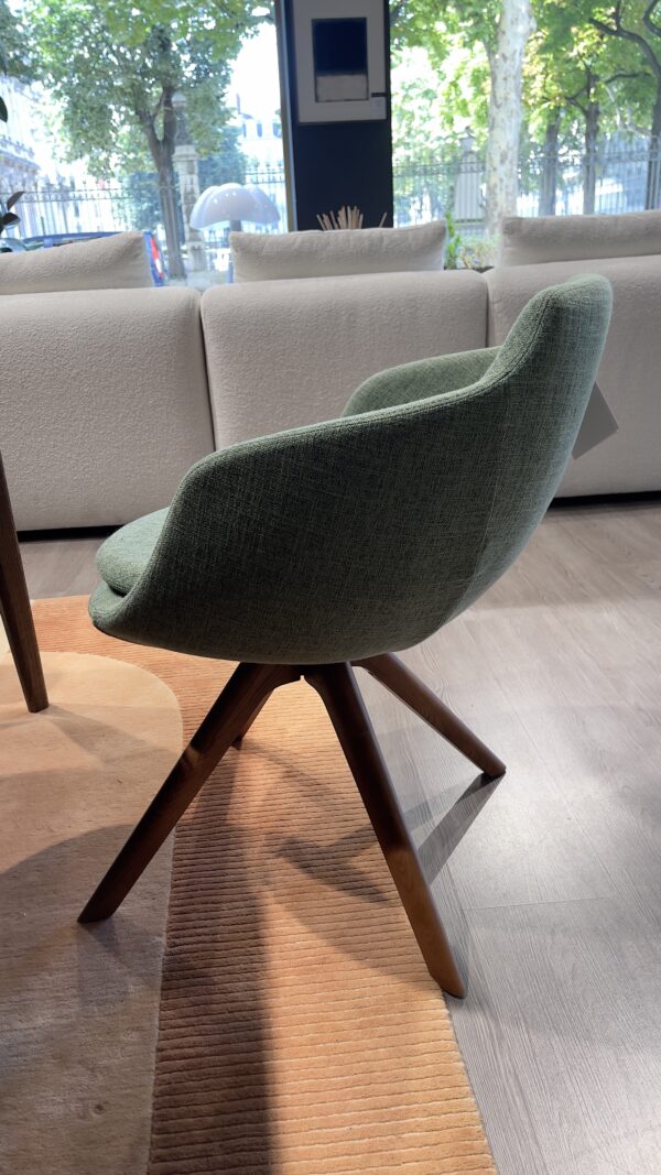 Fauteuil de table NEST