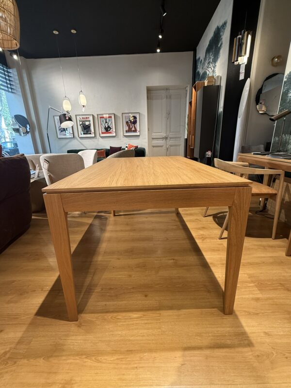 table-extensible-buzz-dasras
